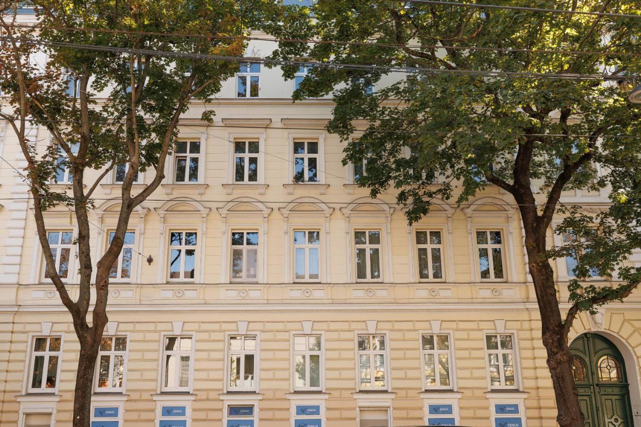 Apartments Next To Schoenbrunn Vienna Exterior photo